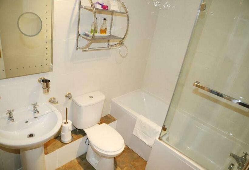 Отель Elmfield House