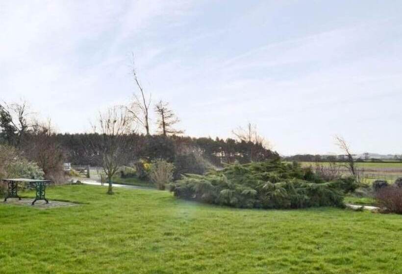 Отель Elmfield House