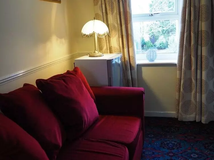 ホテル Elmfield House