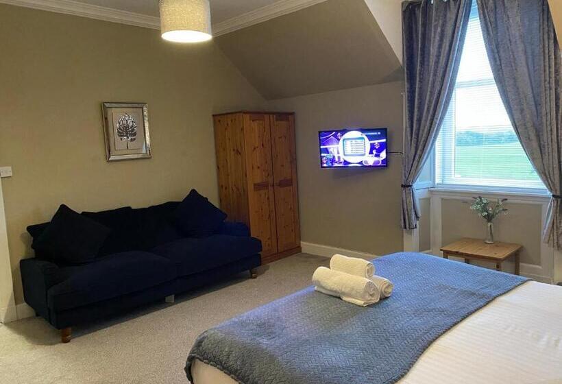 Hotel Ernespie House
