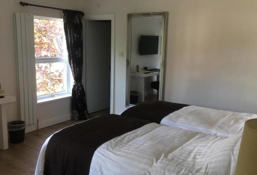 هتل Five Bells Inn