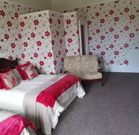 هتل Gifford House