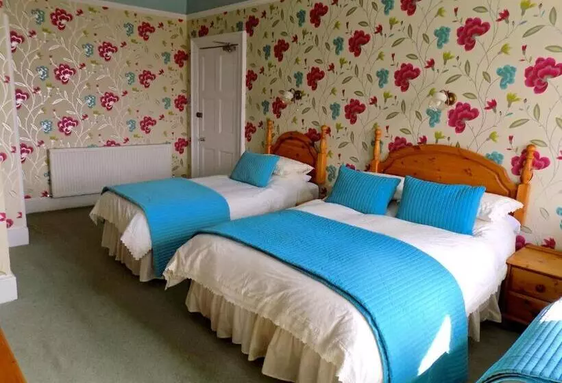 هتل Gifford House