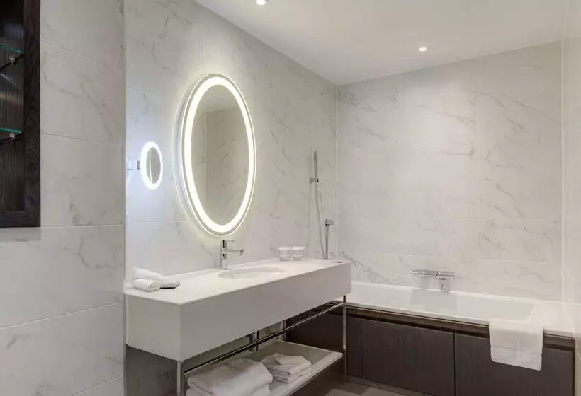 ホテル Hilton London Euston