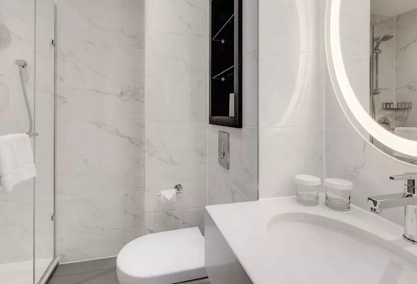 ホテル Hilton London Euston