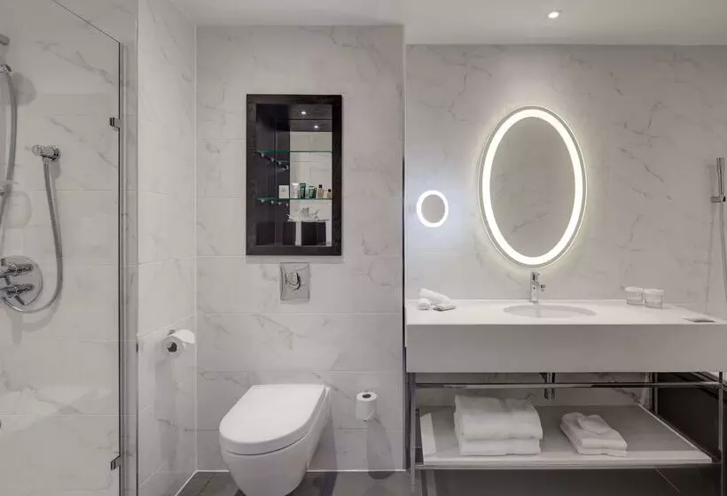 ホテル Hilton London Euston