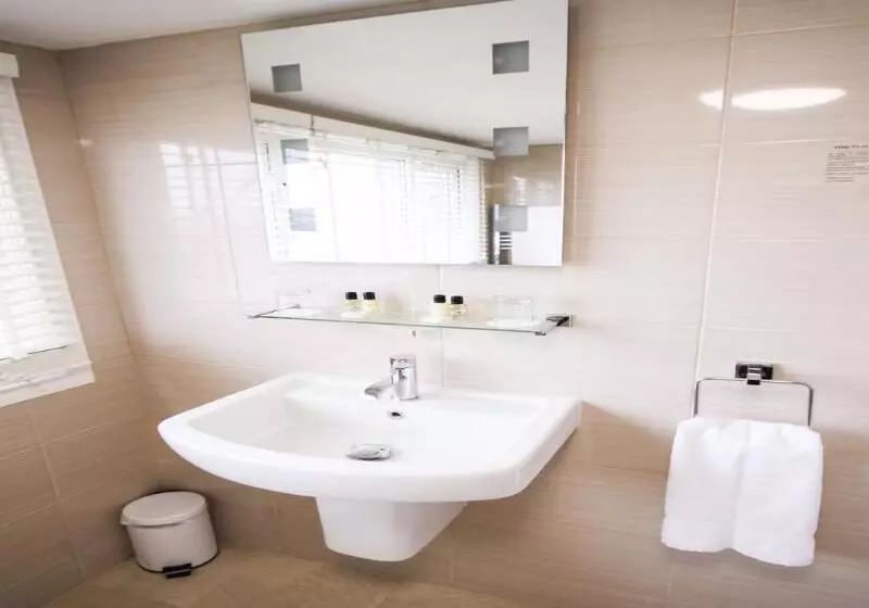 Hotel Leasowe Castle