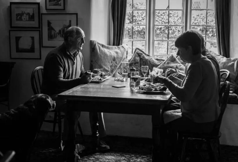 Отель Lifton Hall