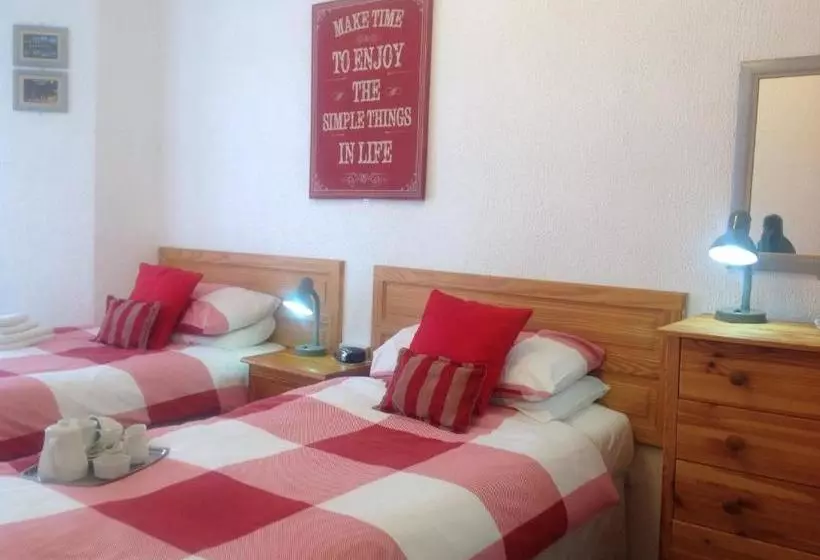 בית מלון כפרי The Rutland