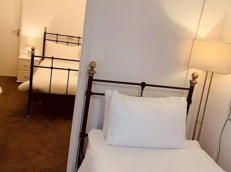 בית מלון כפרי Preston