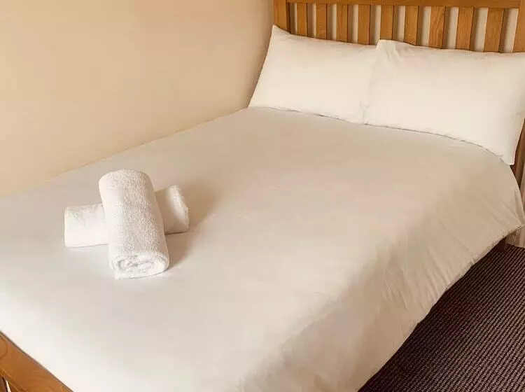 בית מלון כפרי Preston