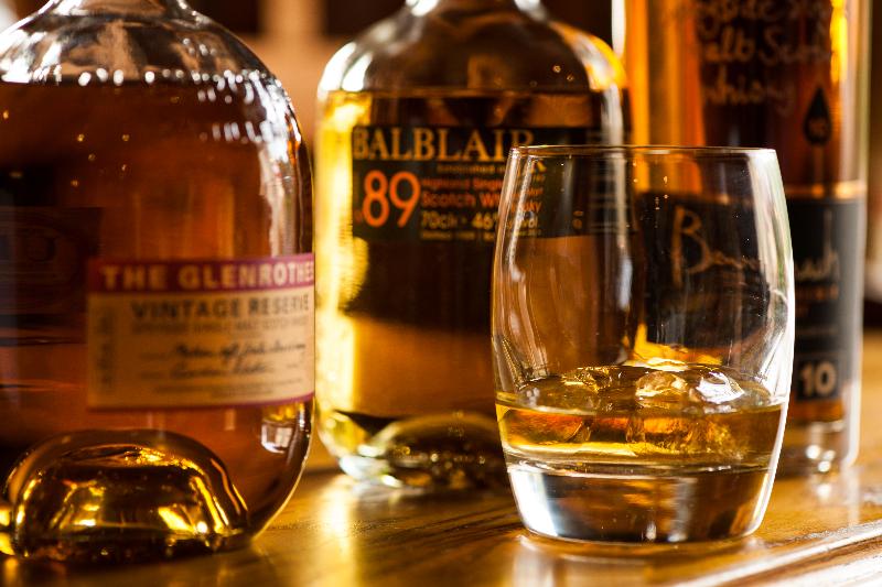 ホテル The Stronlossit Inn