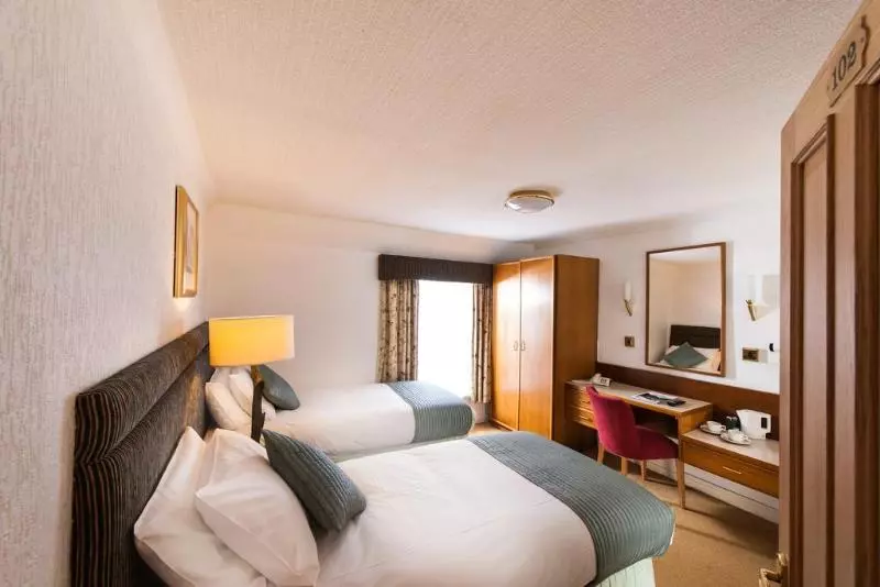 ホテル The Stronlossit Inn