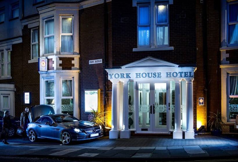 هتل York House