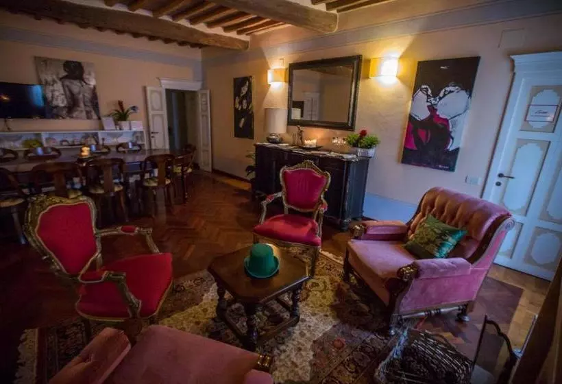 ベッドアンドブレックファースト Borgo Agli Scudi