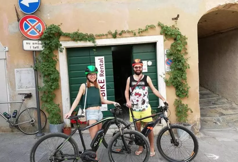 ベッドアンドブレックファースト Borgo Agli Scudi