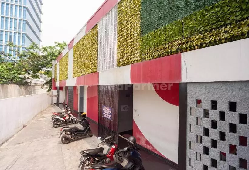 ユースホステル J&b Rooms Utan Kayu Jakarta Mitra Reddoorz