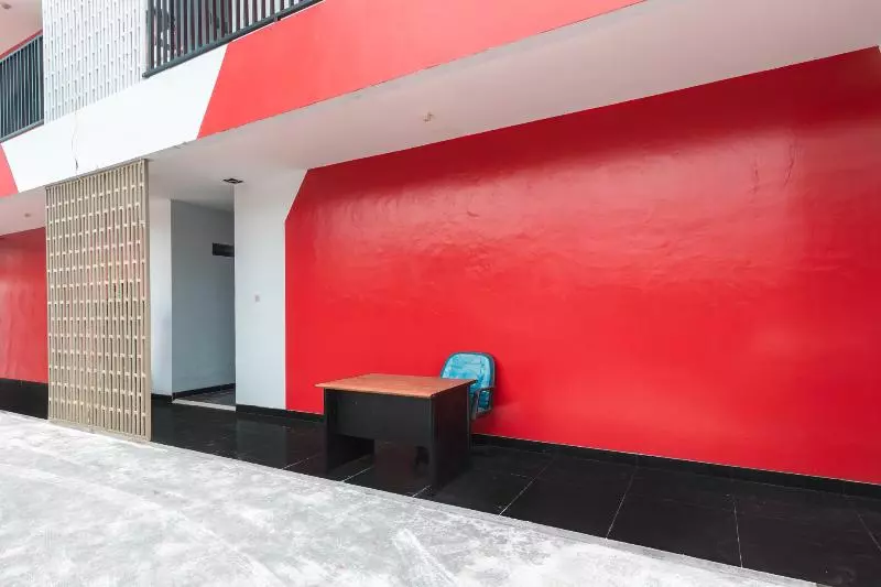 ユースホステル J&b Rooms Utan Kayu Jakarta Mitra Reddoorz