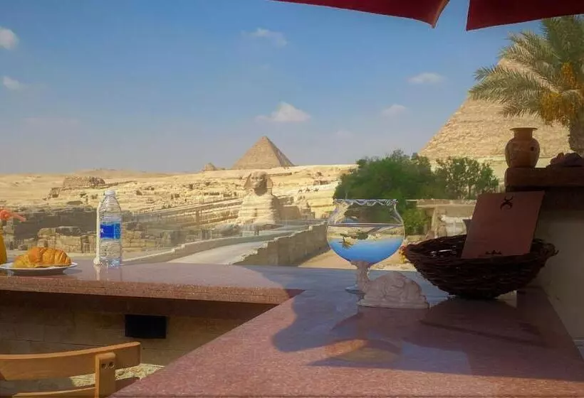 تختخواب و صبحانه Key Of Pyramids View Inn