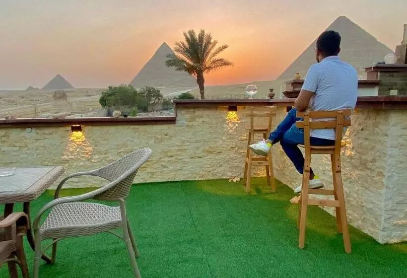 تختخواب و صبحانه Key Of Pyramids View Inn
