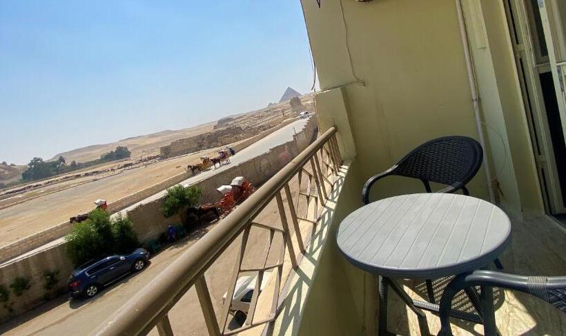 تختخواب و صبحانه Key Of Pyramids View Inn