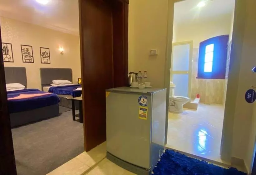 تختخواب و صبحانه Key Of Pyramids View Inn