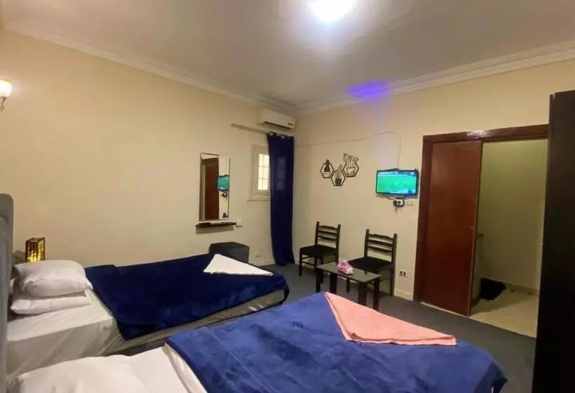 تختخواب و صبحانه Key Of Pyramids View Inn