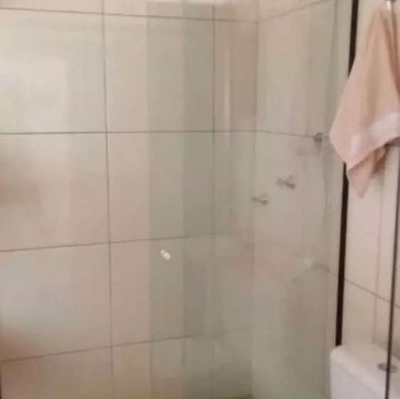 簡易ホテル Pousada Ararat