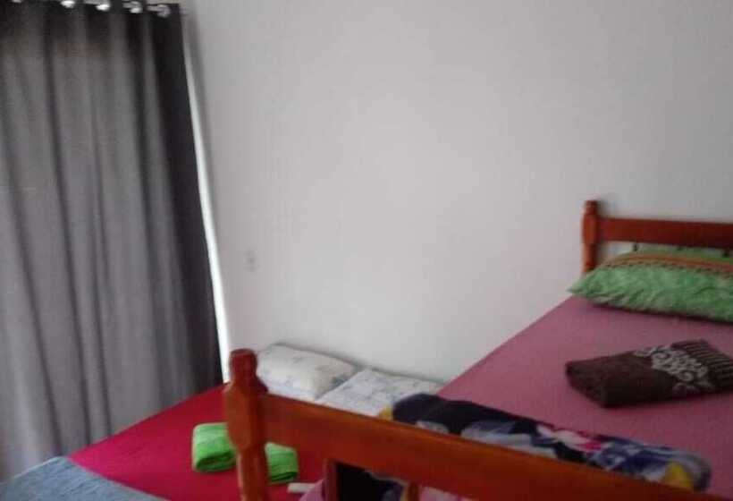 مسافرخانه Pousada Ararat