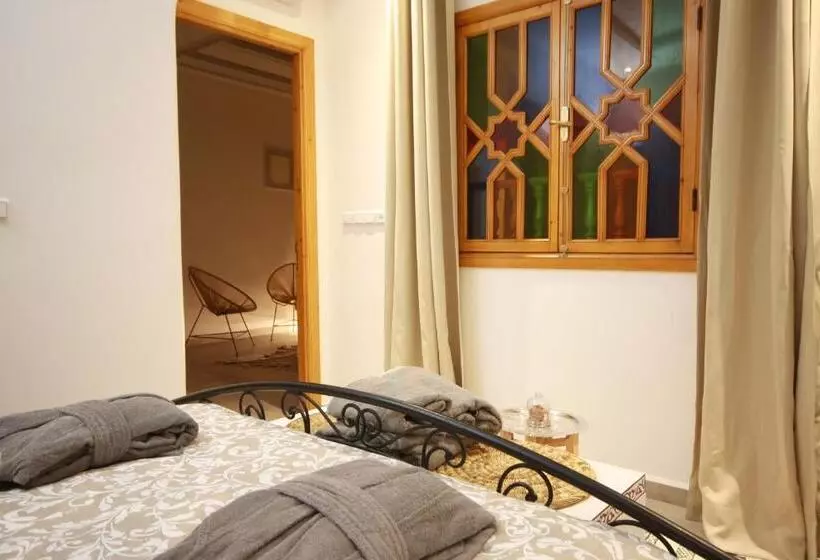 پانسیون Riad Miel & Une Nuit