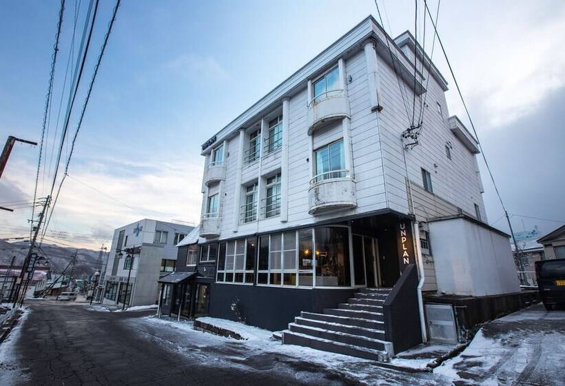 فندق صغير Unplan Village Hakuba