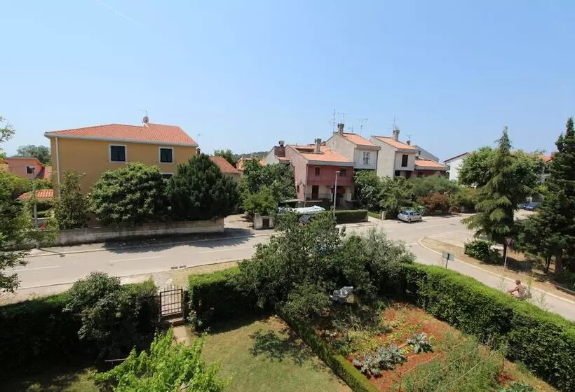 Apartments Milena