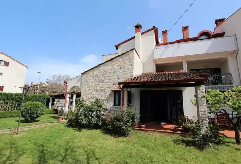 Apartments Milena