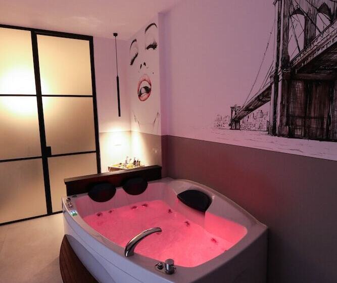 تختخواب و صبحانه O.effe. Suites / Vatican