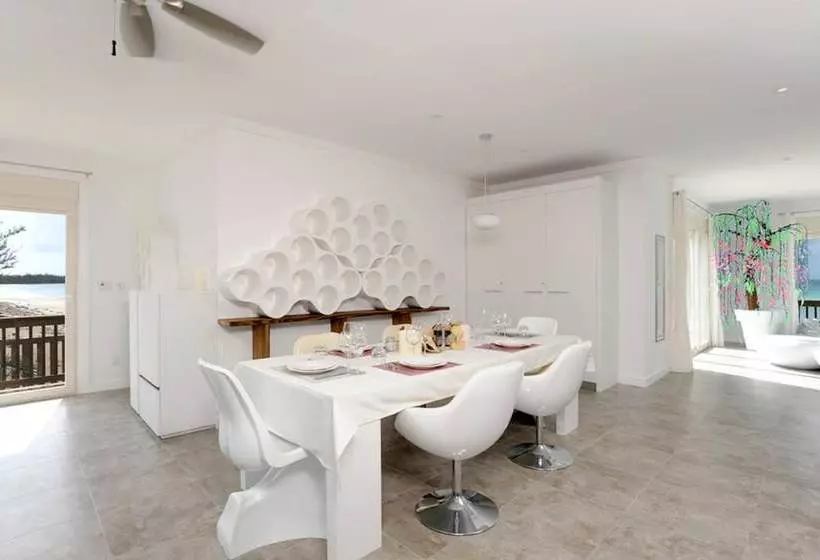 Cool Cloud House