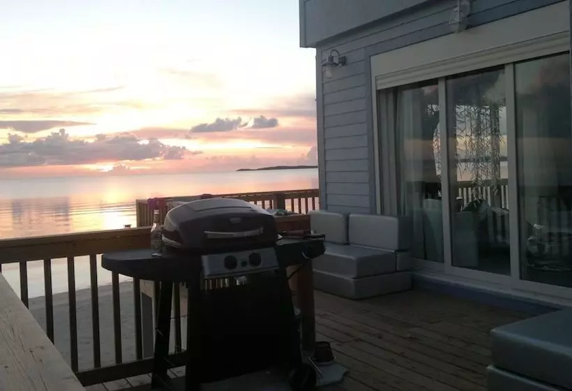 Cool Cloud House