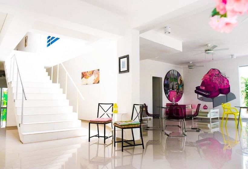 Everything Punta Cana Art