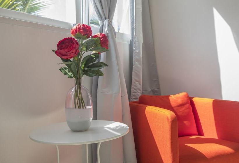 Everything Punta Cana Art