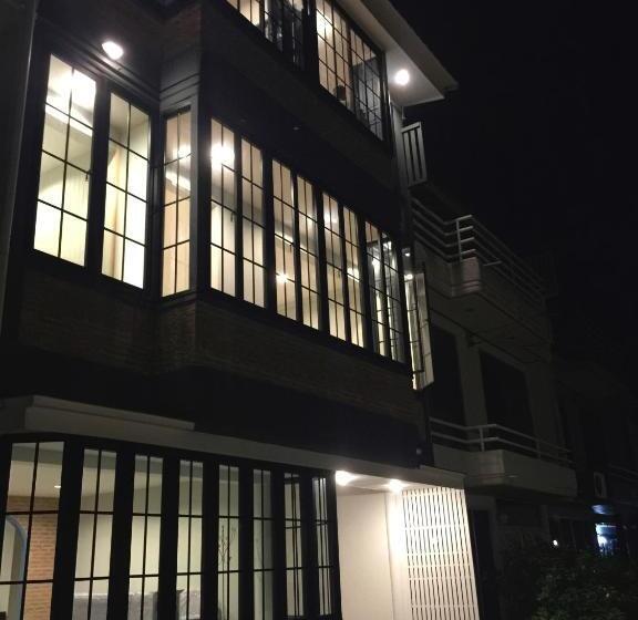 Fio's House By The Sea