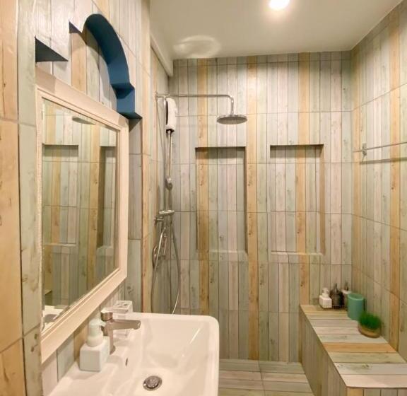 Fio's House By The Sea