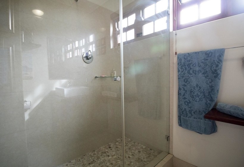 Greenways Golf Cottage