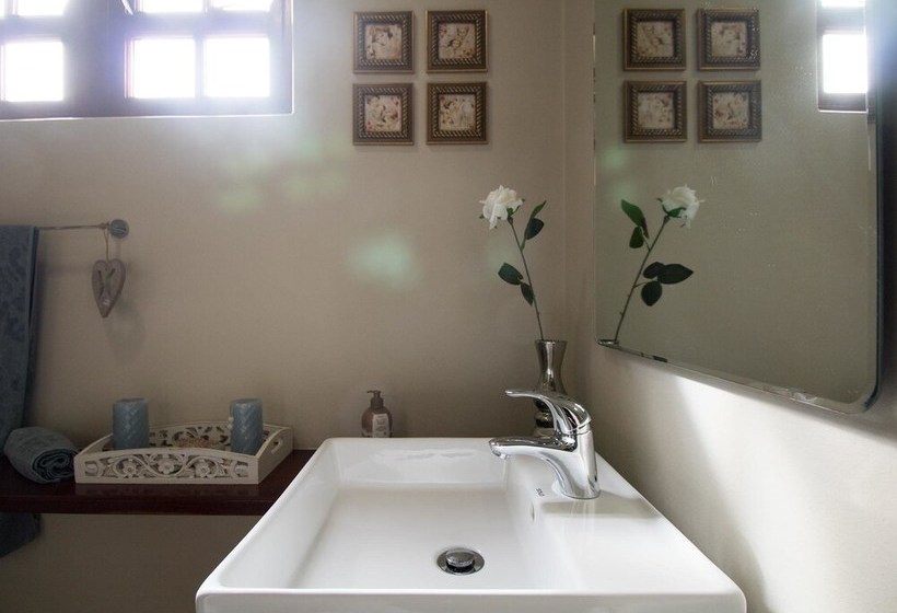 Greenways Golf Cottage