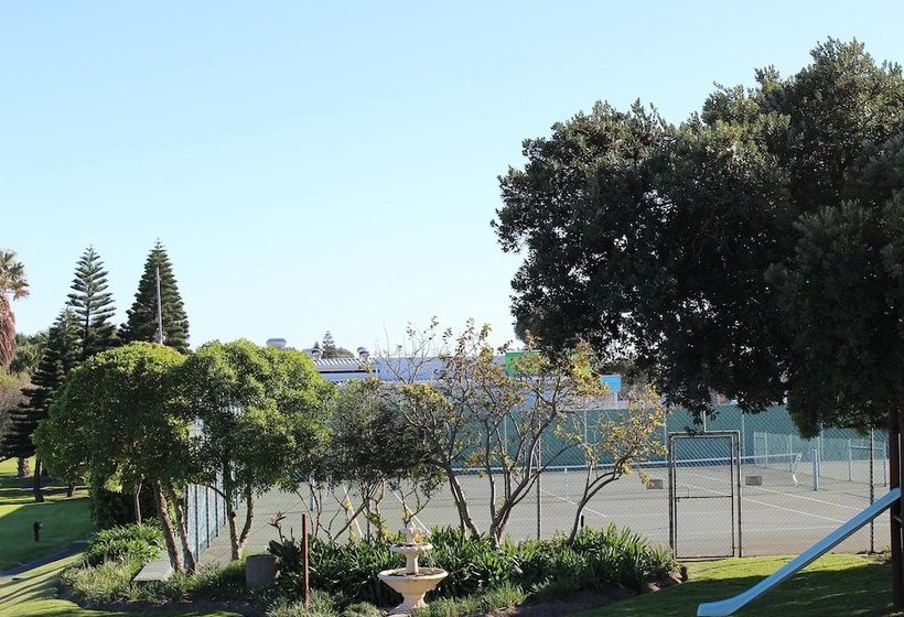 Greenways Golf Cottage