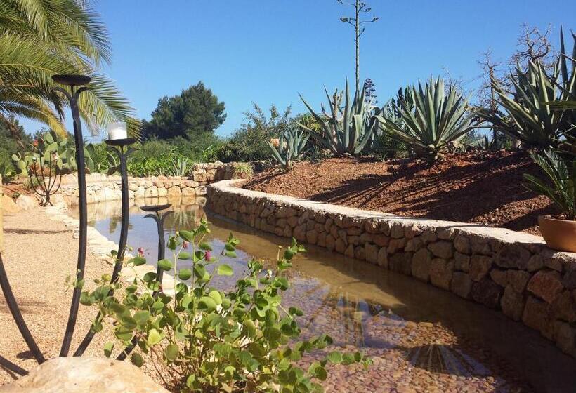 هتل Agroturismo Ca Na Joaneta