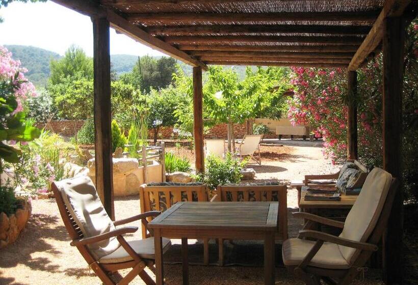 هتل Agroturismo Ca Na Joaneta