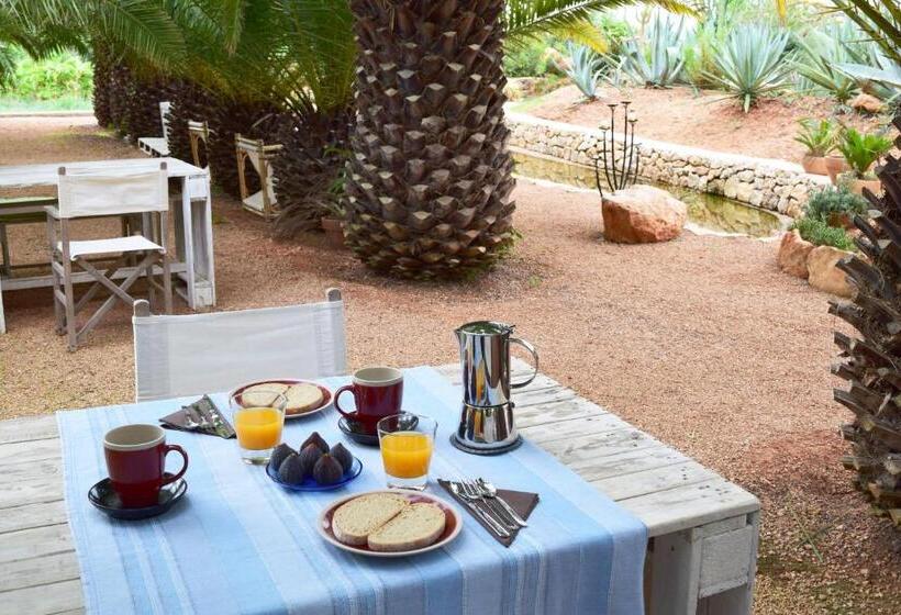 هتل Agroturismo Ca Na Joaneta