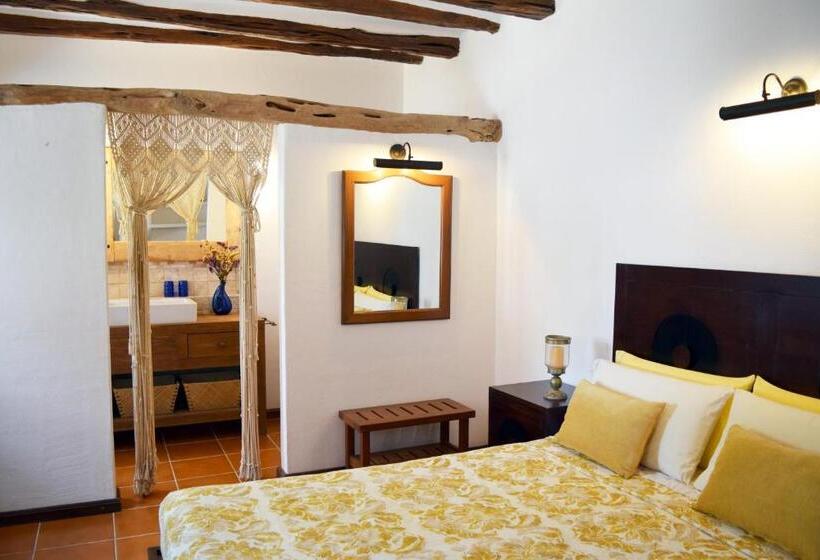 هتل Agroturismo Ca Na Joaneta