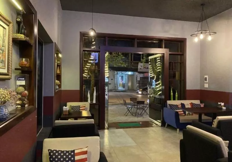 هتل Khach San Anh Phat 1