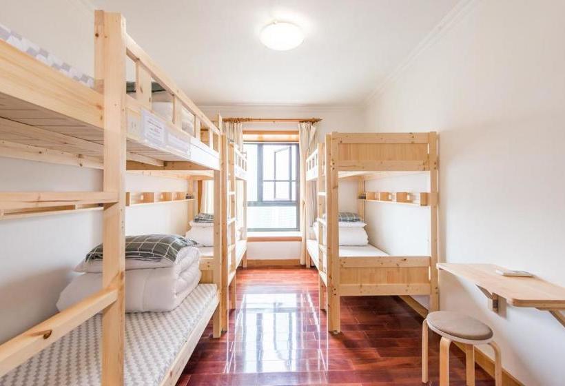 בית מלון כפרי Lee Home Youth Hostel