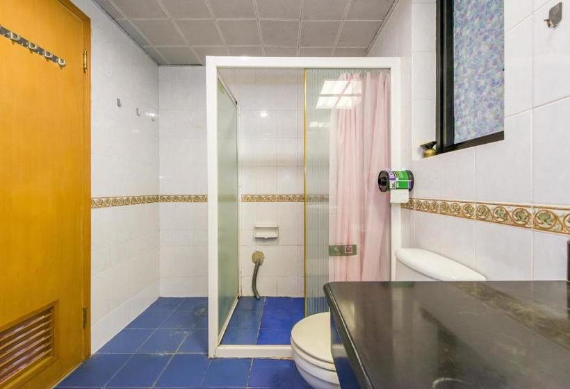 בית מלון כפרי Lee Home Youth Hostel